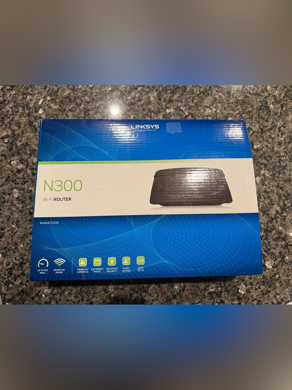 Linksys Black Wireless Router - Blue Accent Packaging